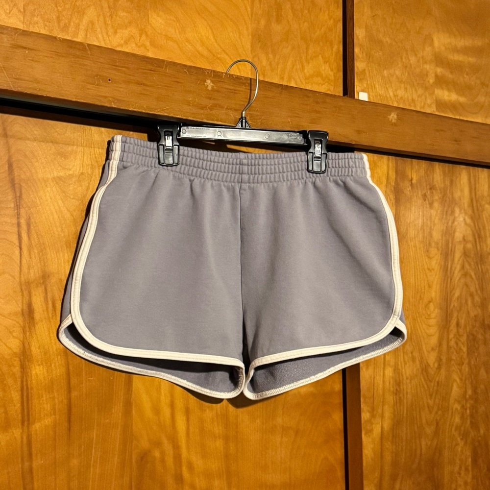 OFFLINE By Aerie Throwback Fleece Shorts Lavender Dolphin Track - Picture 2 of 7